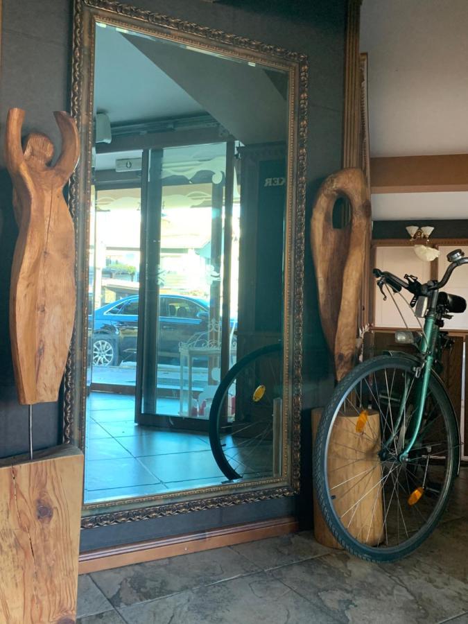 Hotel Asteri Bansko - Organic Food From Small Local Farms By Asteri Hotels Extérieur photo